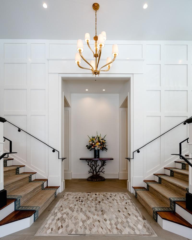 Atwater Hotel